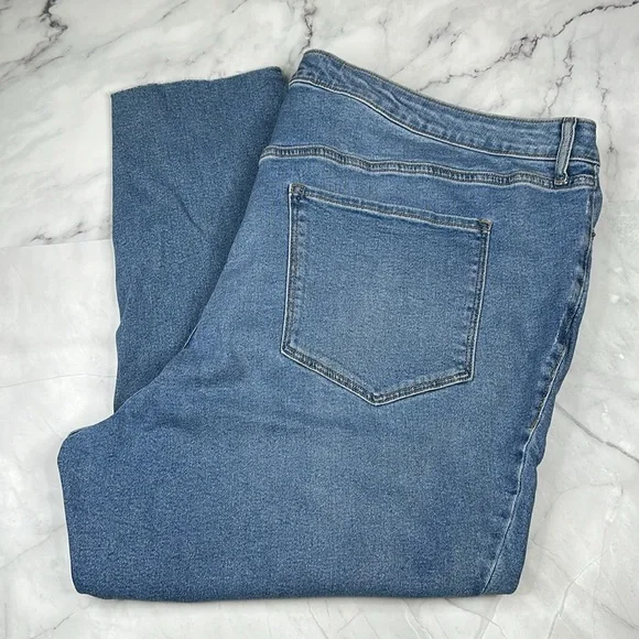 Women's Plus Size Old Navy High Rise Rockstar  Super Skinny Jeans NWOT - Picture 2 of 5